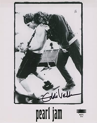 Еди Ведър (Pearl Jam) подписа снимка с размер 8x10